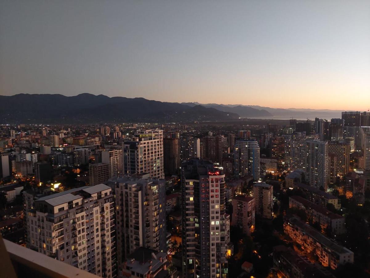 Orbi Twin Tower Apartement Batumi Exterior photo